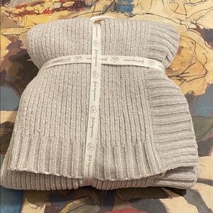 🚨ALMOST GONE🚨Soft Gray Travel Chenille Sweater Blanket